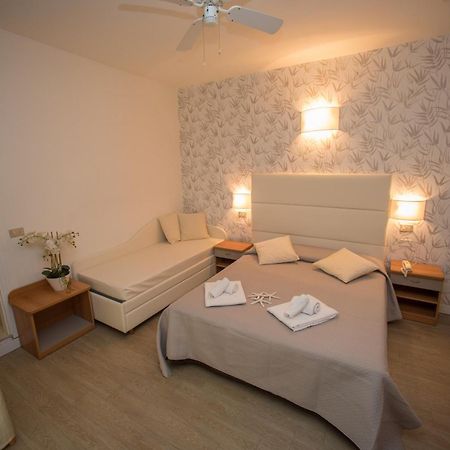Hotel Ermeti Riccione Buitenkant foto